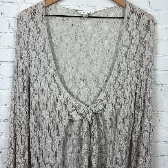CABI Long Lace Light Gray Tie Front Duster Cardigan Style 891 size large - Picture 3 of 6